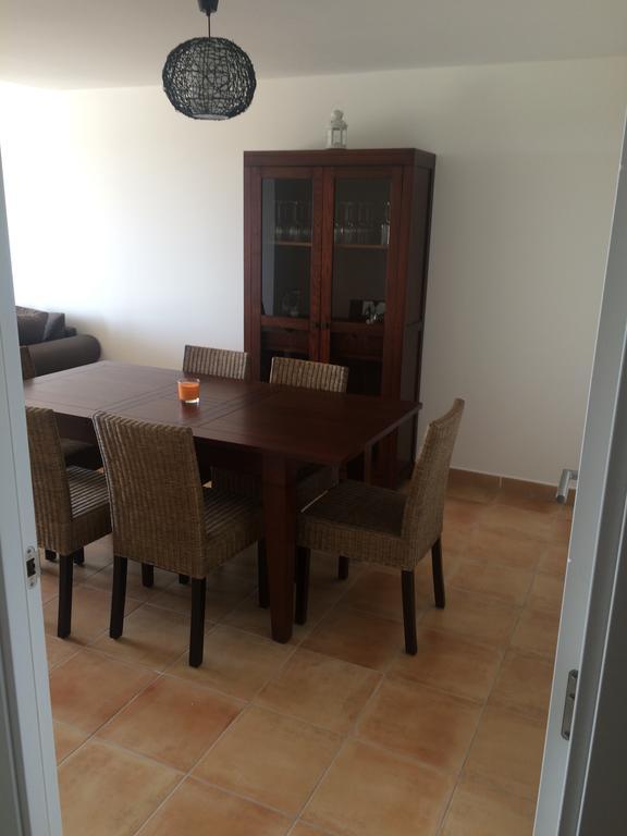 Appartement Las Terrazas De Alcaidesa Exteriör bild
