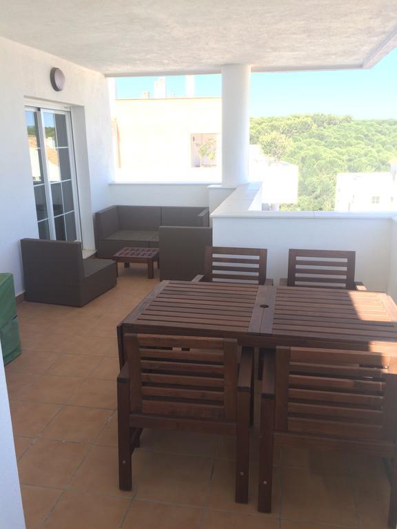 Appartement Las Terrazas De Alcaidesa Exteriör bild